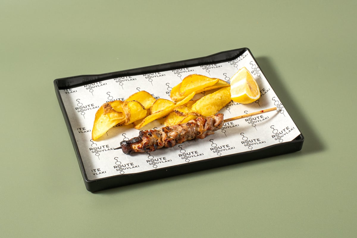 Καλαμάκι χοιρινό — Route Souvlaki