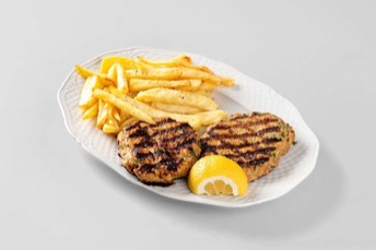 Μπιφτέκι κοτόπουλο γεμιστό με gouda & μπέικον μερίδα — Route Souvlaki